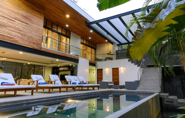 When deciding whether to list your space, it’s natural to compare Airbnb with more traditional options like hotels and long-term leases. Each has its place, but the differences can be big, especially for hosts looking to make the most of their property.