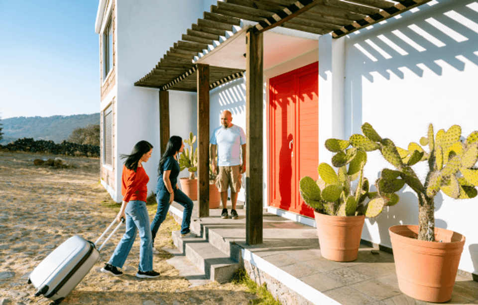 Airbnb vs. Expedia: Which Platform Is Better for Your Vacation Rental?