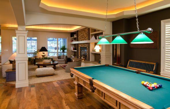 Basic amenities won’t cut it for luxury travelers. To exceed expectations, ensure your property is equipped with top-tier offerings.