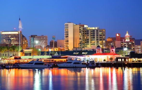 A night time view of the Oakland sky line.