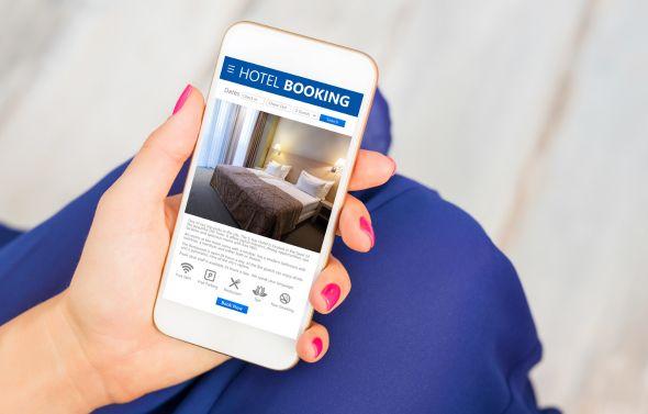 Listing your property on Expedia Vs. Booking.com