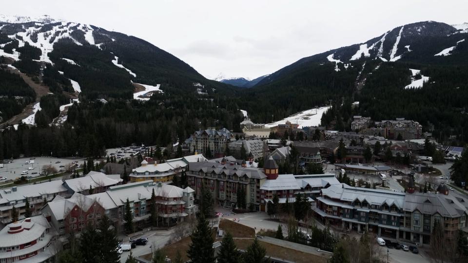 Lifty Life is a vacation rental property management company that has been a Hostaway customer since 2020. In that time, their company has grown by 600%. This is a picture of their flagship studio apartment in Whistler British Columbia looking towards the ski hills.
