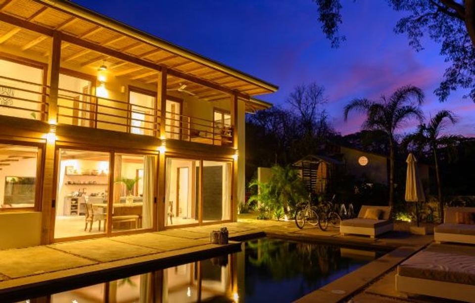 Best Vacation Rental Property Management Mobile Apps in 2025