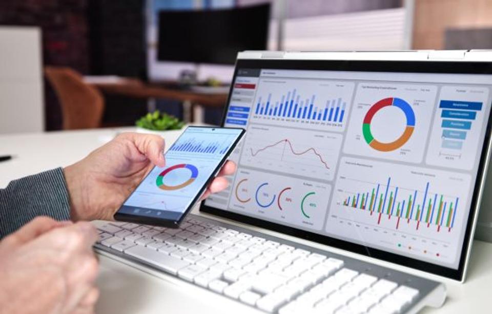 Hostaway ou Lodgify ou Guesty : lequel choisir pour votre location ?