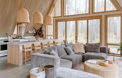 How to Generate Airbnb Property Descriptions with LLMs